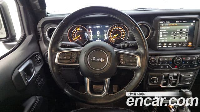 Jeep Wrangler (JL) 2.0 Overland 4도어, 2019 13