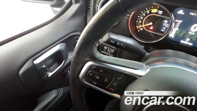 Jeep Wrangler (JL) 2.0 Overland 4도어, 2019 19