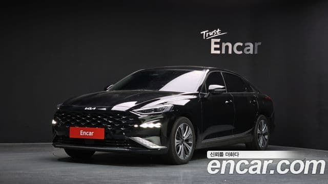 Kia K8 гибрид Signature, 2022 1