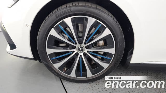 Mercedes-Benz EQE V295 EQE350+, 2023 все фото