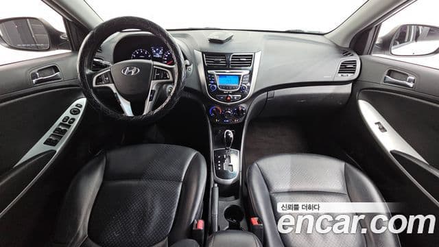 Hyundai Accent(новый кузов / новое поколение) Premier, 2012 7