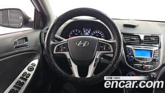 Hyundai Accent(новый кузов / новое поколение) Premier, 2012 13