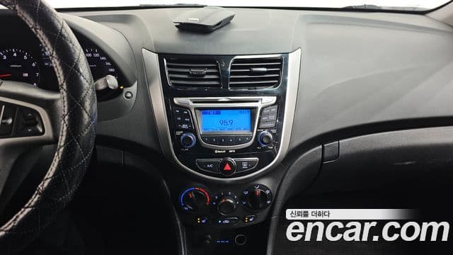 Hyundai Accent(новый кузов / новое поколение) Premier, 2012 14