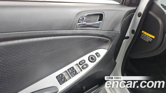 Hyundai Accent(новый кузов / новое поколение) Premier, 2012 18