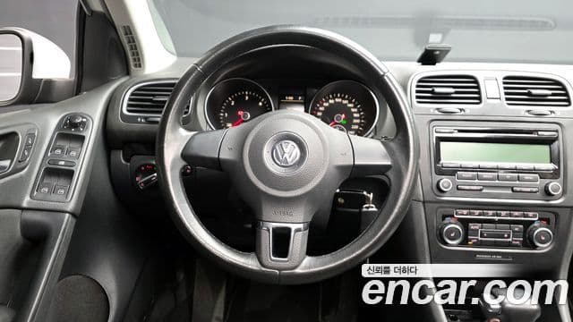 Volkswagen Гольф 6세대, 2010 13