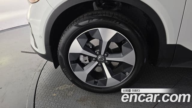 Volvo XC40 B4 Ultimate Bright, 2023 все фото