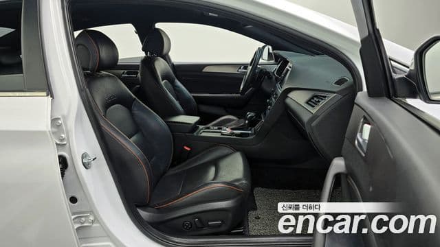 Hyundai LF Sonata Exclusive, 2017 10