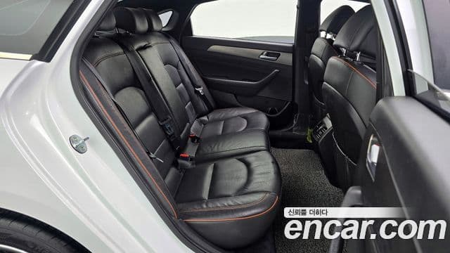 Hyundai LF Sonata Exclusive, 2017 12