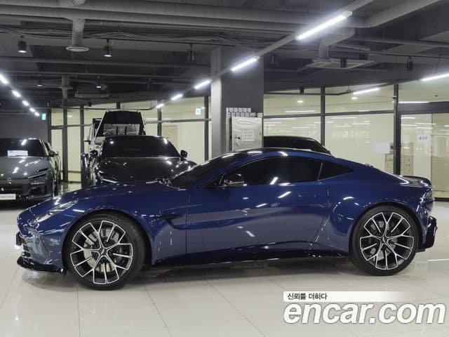 Aston Martin 밴티지 2세대 4.0 V8 купе, 2025 2