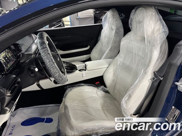 Aston Martin 밴티지 2세대 4.0 V8 купе, 2025 8