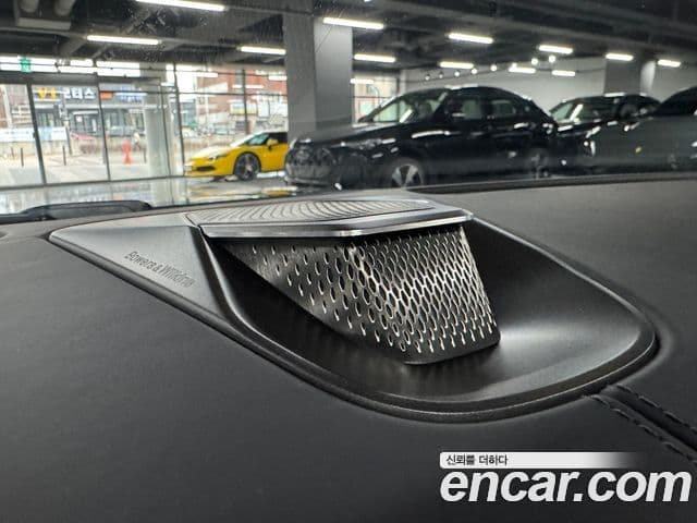 Aston Martin 밴티지 2세대 4.0 V8 купе, 2025 12