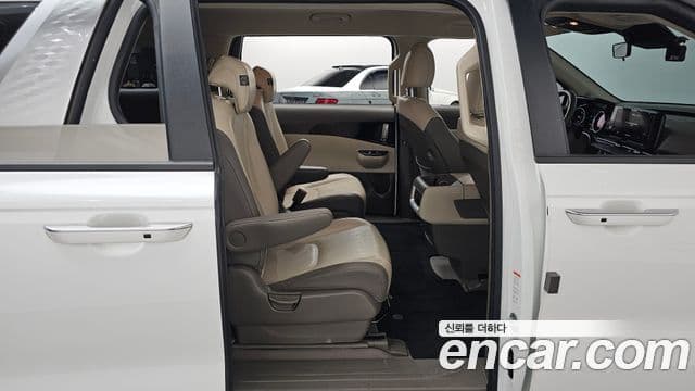 Kia Carnival 4세대 Prestige, 2023 12