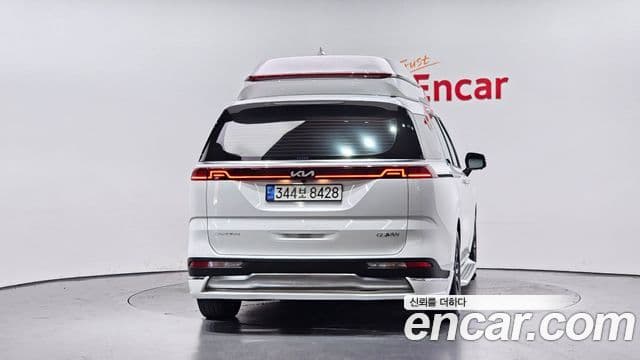 Kia Carnival 4세대 бензин 9인승 High Limousine(компания по спецнадстройкам), 2023 4