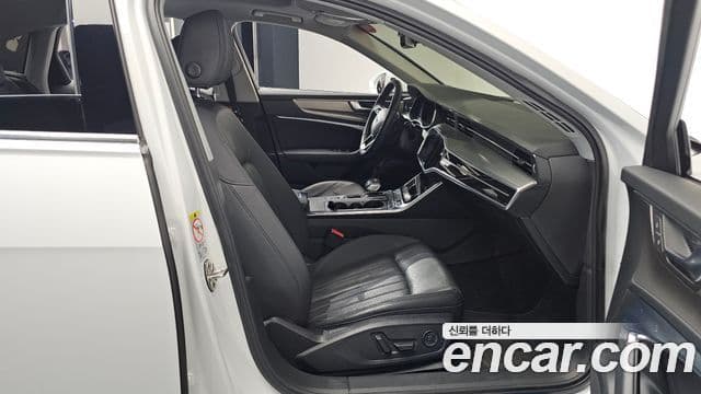 Audi A6 (C8), 2020 11