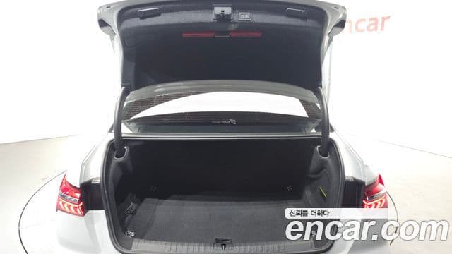 Audi A6 (C8), 2020 20