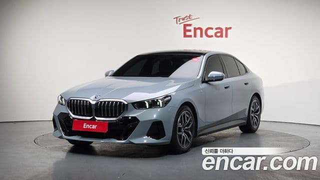 BMW 5시리즈 (G60) 520i M Sport, 2025 11