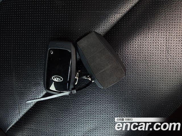 Kia All New K7 3.0 LPI Luxury (арендный автомобиль), 2017 16