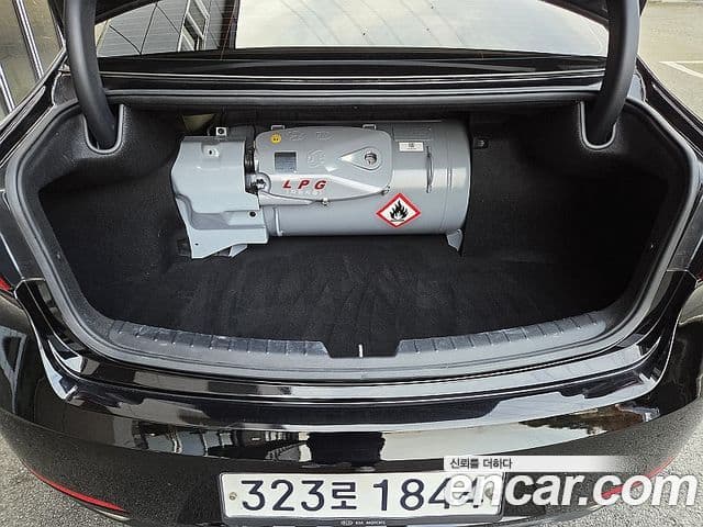 Kia All New K7 3.0 LPI Luxury (арендный автомобиль), 2017 18