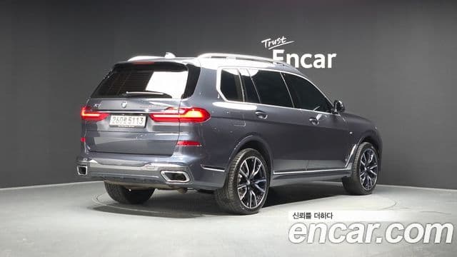 BMW X7 (G07) xDrive 40i M Sport 6인승, 2020 2