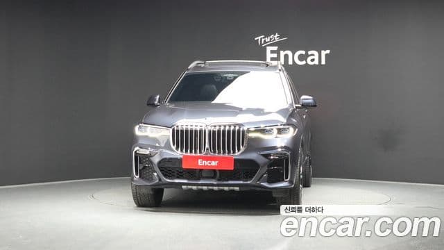 BMW X7 (G07) xDrive 40i M Sport 6인승, 2020 3