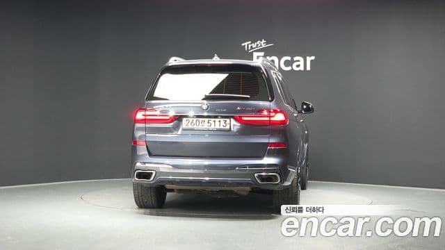 BMW X7 (G07) xDrive 40i M Sport 6인승, 2020 4