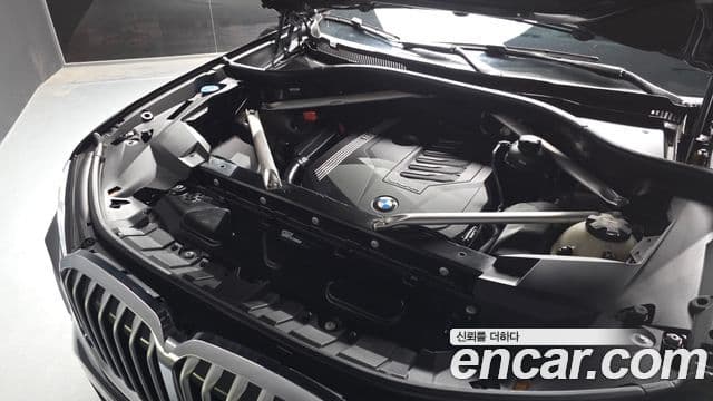 BMW X7 (G07) xDrive 40i M Sport 6인승, 2020 6