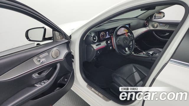 Mercedes-Benz E-класс W213 AMG Line, 2017 10