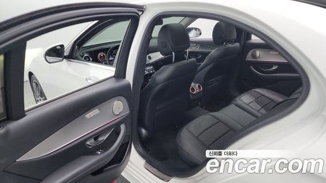 Mercedes-Benz E-класс W213 AMG Line, 2017 12