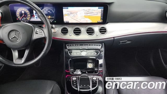 Mercedes-Benz E-класс W213 AMG Line, 2017 14