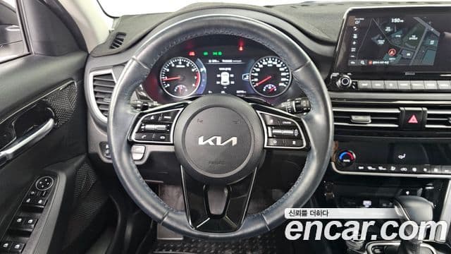 Kia Seltos Signature, 2022 13