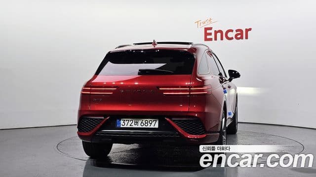 Genesis GV70, 2022 4