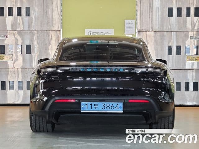 Porsche 타이칸 турбо, 2022 4