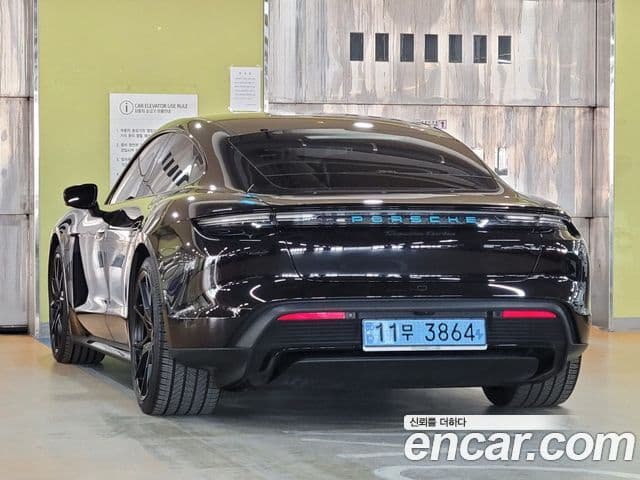 Porsche 타이칸 турбо, 2022 все фото