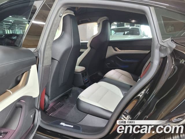 Porsche 타이칸 турбо, 2022 12