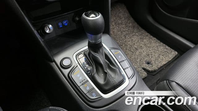 Hyundai Kona Modern, 2018 9