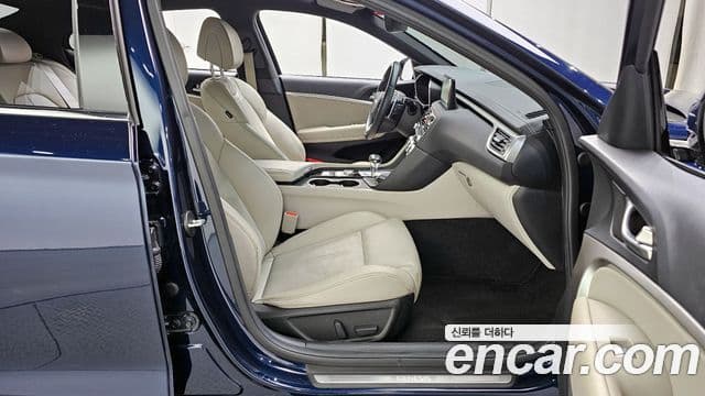 Genesis The / новый New G70, 2021 11