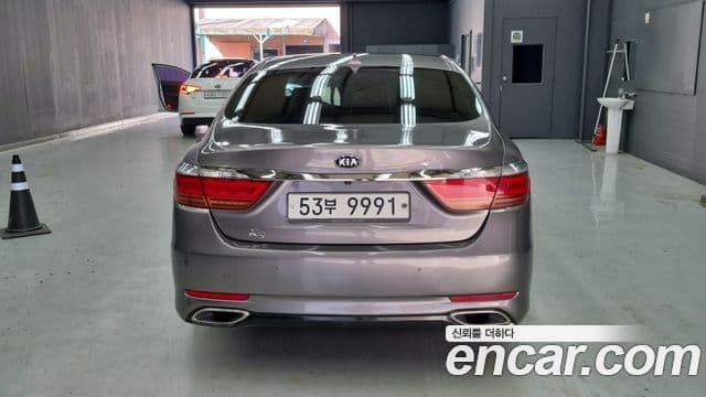 Kia The / новый New K9 Executive, 2015 3