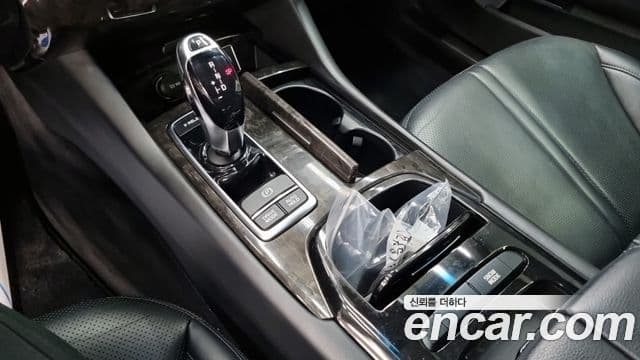 Kia The / новый New K9 Executive, 2015 9