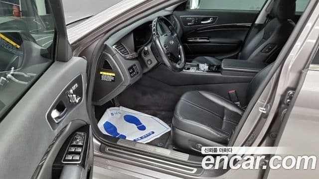 Kia The / новый New K9 Executive, 2015 10