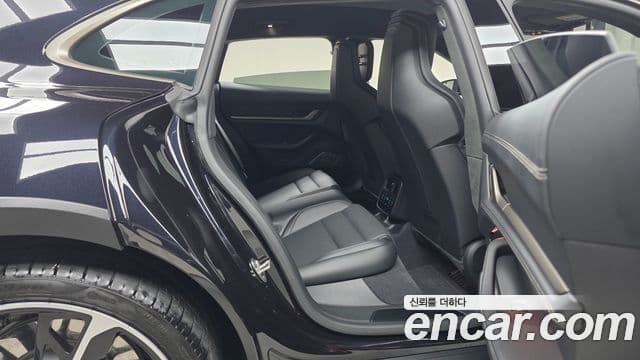 Porsche 타이칸 турбо Cross Turismo, 2025 12