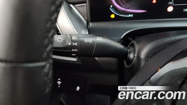 Kia The / новый New Seltos Prestige, 2023 18