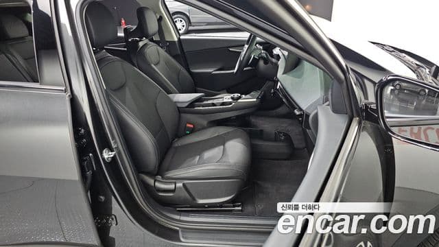 Kia EV6 Air, 2022 13