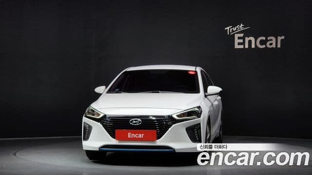 Hyundai Ioniq гибрид Plus, 2017 3