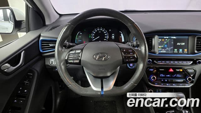 Hyundai Ioniq гибрид Plus, 2017 13