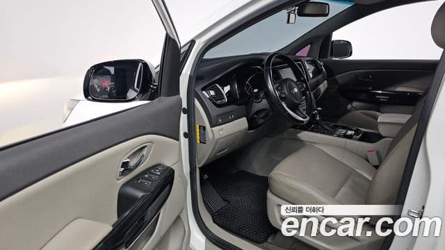 Kia All New Carnival Prestige, 2017 11