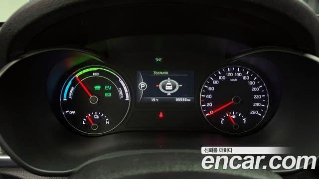 Kia K5 гибрид 2세대 Special, 2018 8