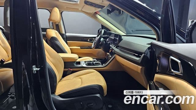 Kia Carnival 4세대 Signature, 2023 10