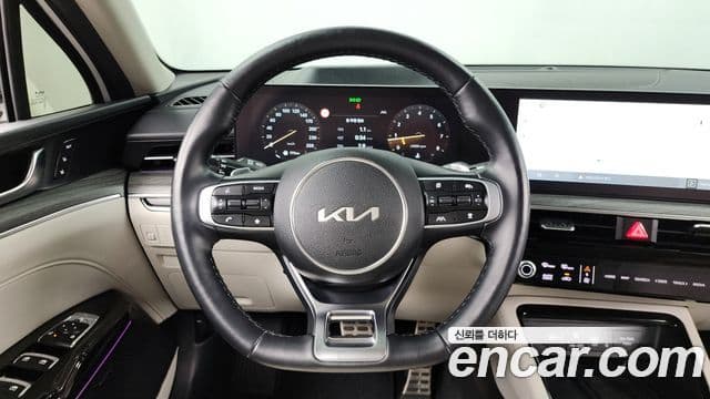 Kia The / новый New K5 3세대 Signature, 2024 13