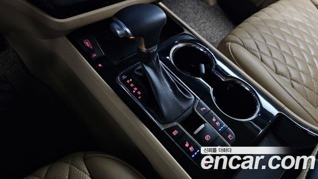 Kia The / новый New Carnival Special, 2020 9