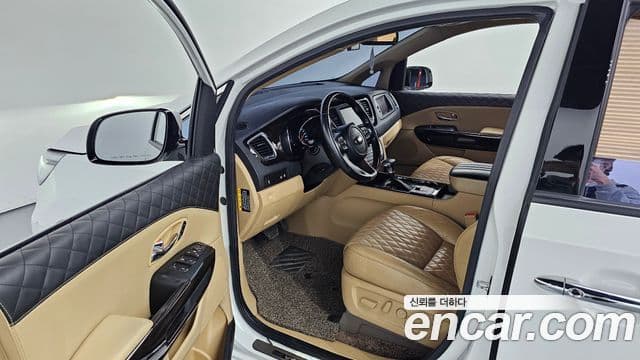 Kia The / новый New Carnival Special, 2020 11